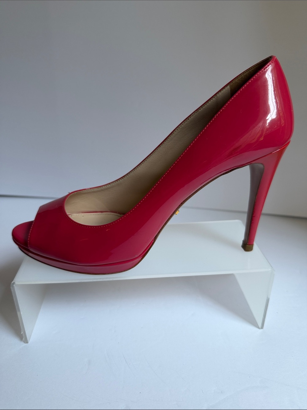 Prada Patent Leather Open-Toe Pumps in Hot Pink 8.5 - Picture 6 of 12